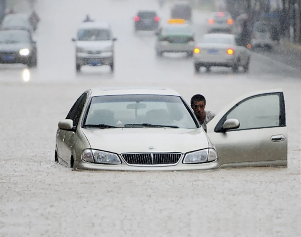 Business Standard - Monsoon floods and car damage:Here's what could derail your insurance claim
